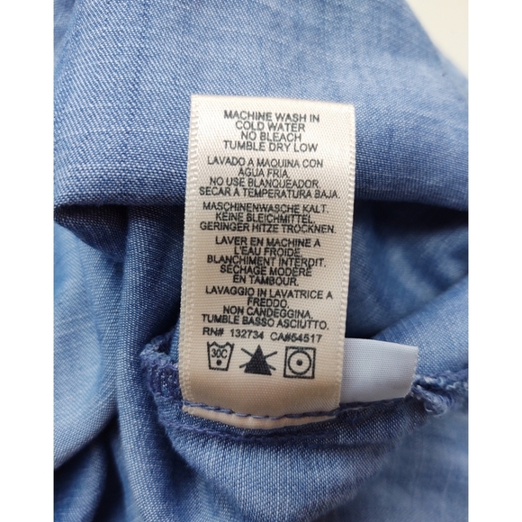 Anthropologie Cloth & Stone Chambray Lace Up Top Size XS - Picture 9 of 11